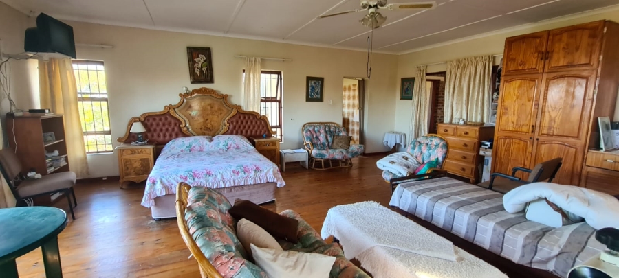 4 Bedroom Property for Sale in C Place Eastern Cape